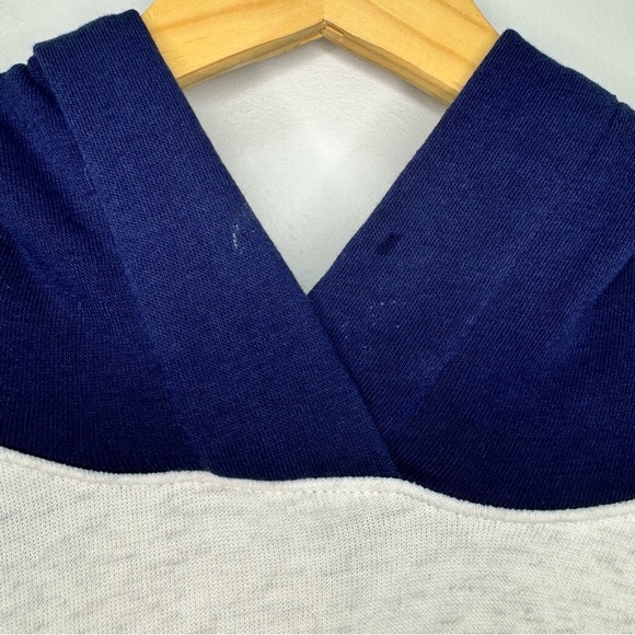Old Navy Cream & Blue Hooded Sweater Size XL NWT - Picture 3 of 8